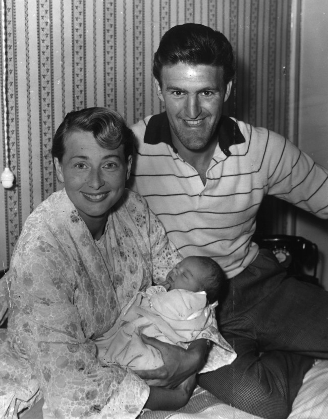 4th August 1959: Fulham footballer Jimmy Hill and his wife Gloria with their baby son, as yet unnamed. He was born at the couple's Worcester Park home. (Photo by Evening Standard/Getty Images)